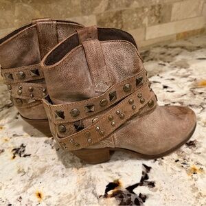 Corral Cowboy Booties